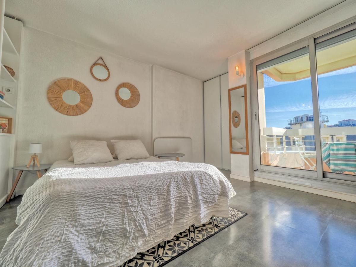 Appartement Bord De Mer Biarritz Exteriör bild